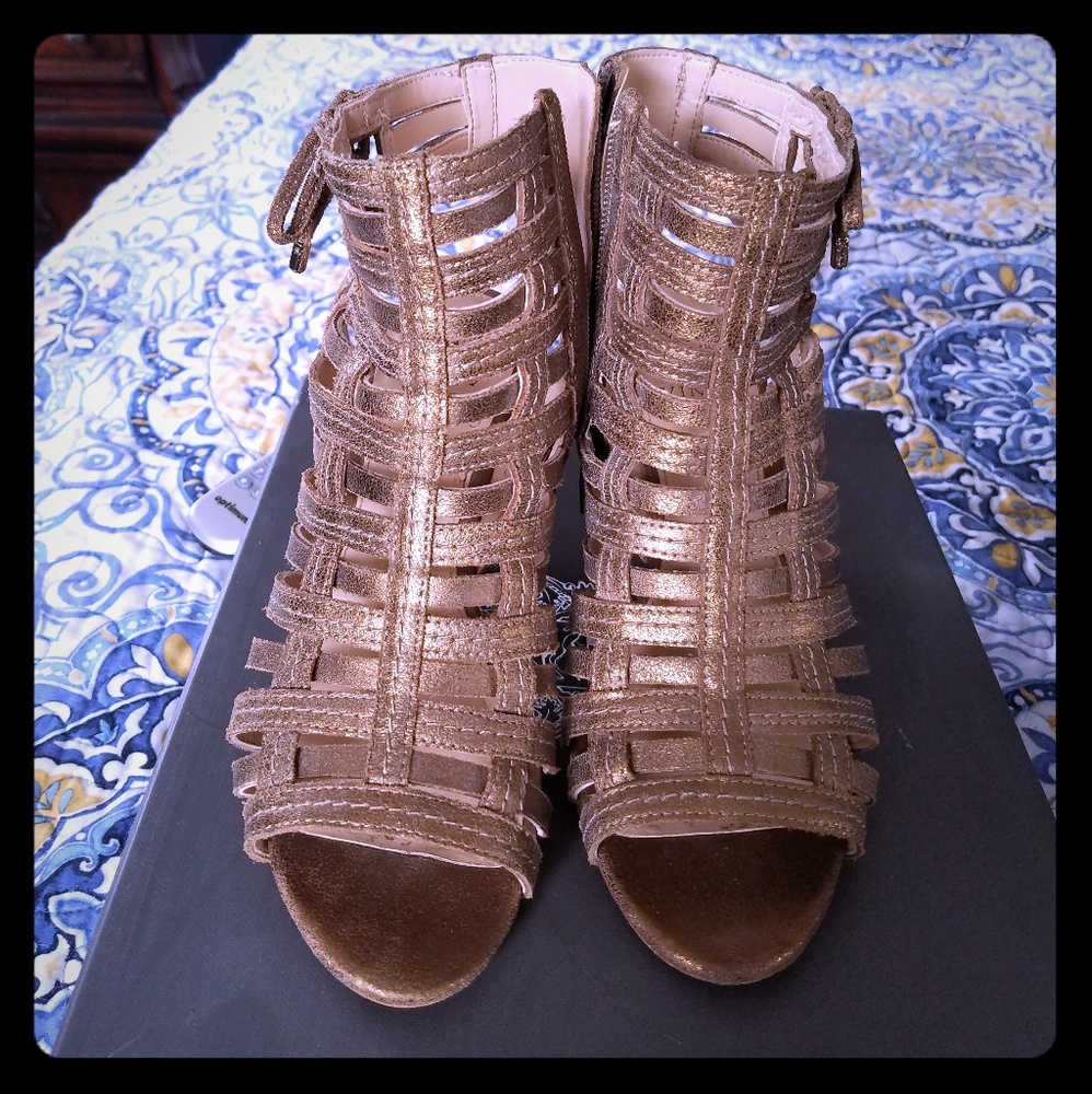 Vince Camuto Cage Sandals
